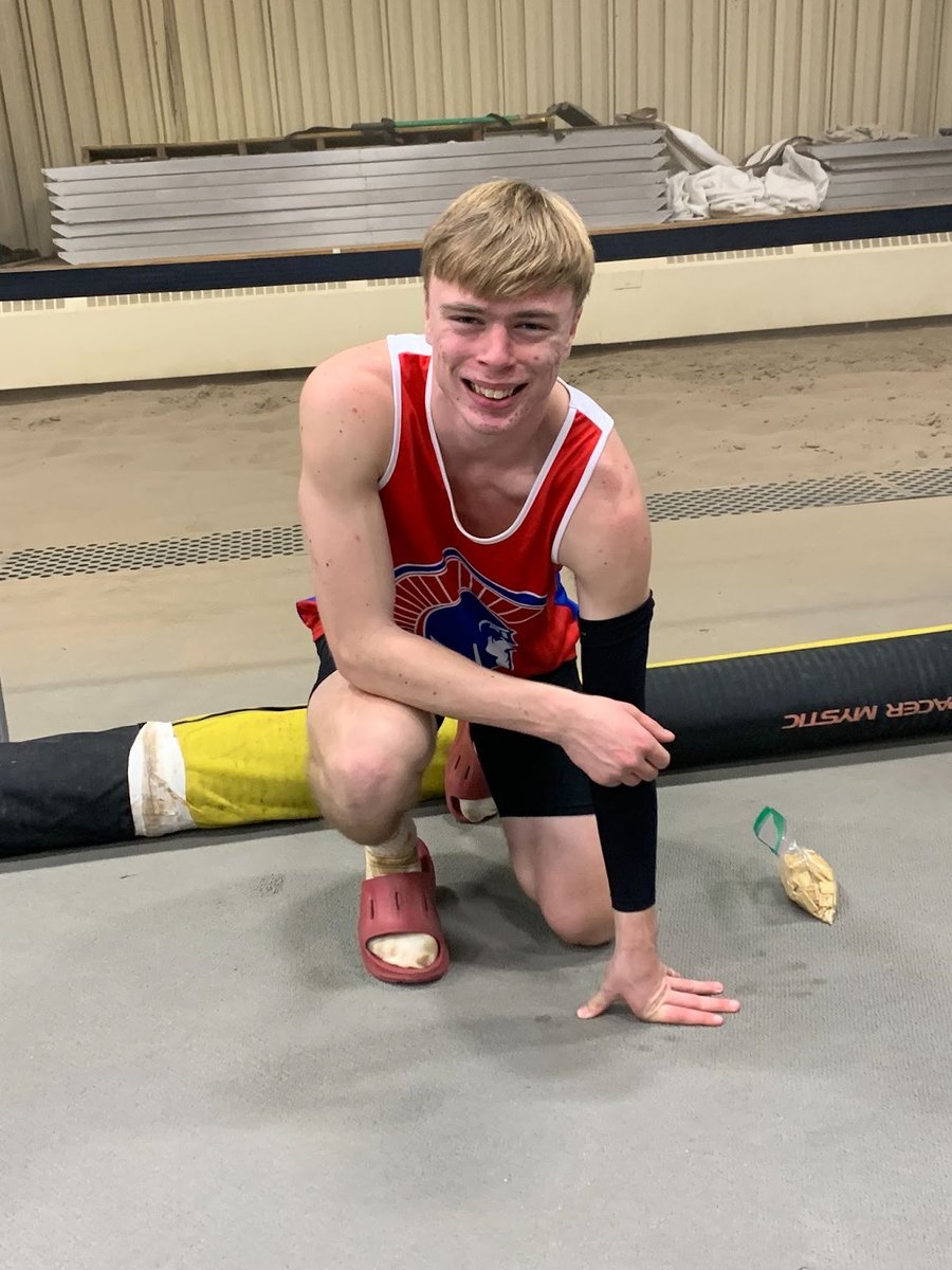 NHCSD's tweet image. New School Indoor Track Records Set at Hamilton College psqr.io/euFt9L2ZcV via @ParentSquare