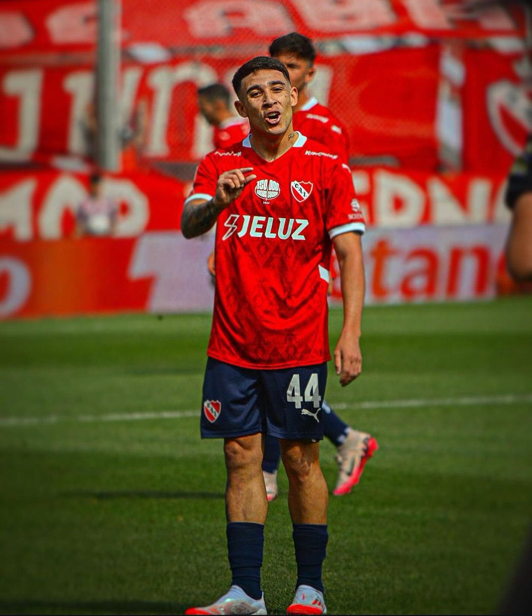 CAIplaneta's tweet photo. ESTE ENFERMO GANO EL PUSKAS https://t.co/Riy0VkuP7g