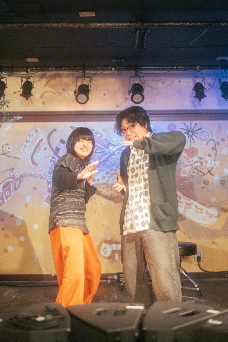 🏷あずまや集会 vol.2

ありがとうございました！！

ズーカラデル吉田さんをゲストにお呼びしました！
感無量、、
とっても楽しかったです！！！

この後 12時から 新曲 「渦」がリリースされます！
お楽しみに！

photo by <a href="/tihi1203/">オバタチヒロ</a>