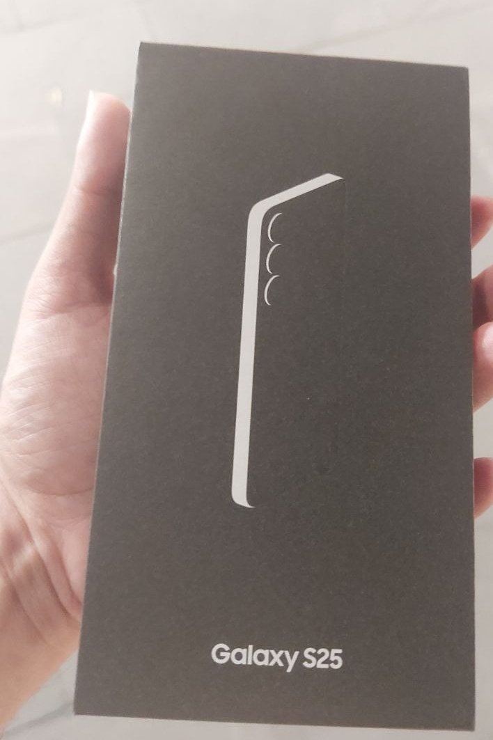 آسِر tweet media