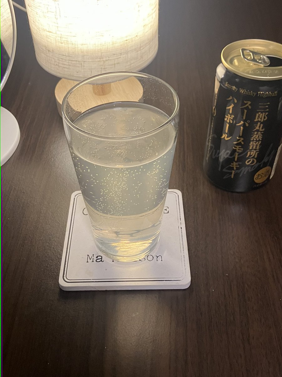 久しぶりにお酒を飲みます🍺
最近は寒くてコタツから出れません🥶