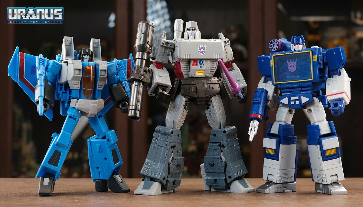 uranusdd's tweet photo. SS-86 The movie Thundercracker https://t.co/LnddcGCImV
