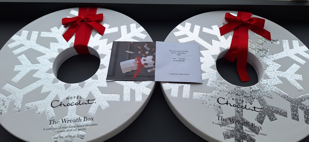A very sweet thank you to our referrer conveybuddy for these incredible Hotel Chocolat wreath boxes 🎄🍫

We really appreciate the continued support...and the festive treats!