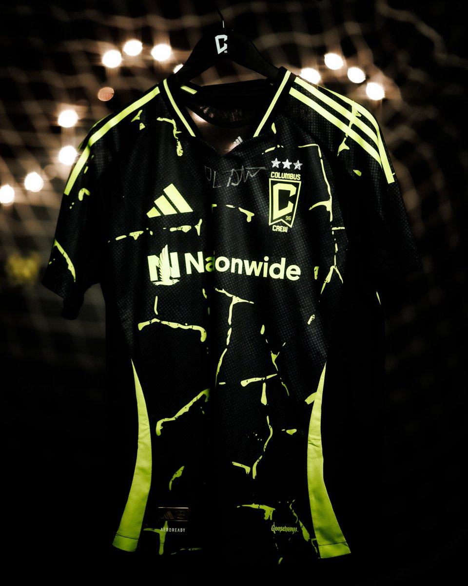 ColumbusCrew's tweet image. Rep a local legend 🦠

Repost and make sure you are following to be entered to win this signed R.L. Stine Goosebumps kit. Stay tuned on all our social channels for more giveaways as part of our 12 Days of Giving 🎁