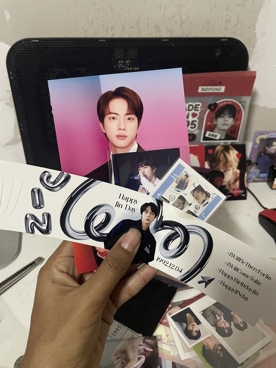 Ladyfah7's tweet photo. Giveaway งานน้องเเทพี่จินจุกๆมากกกก
#iwillCometojin
#OurProjectBTS
#dreammygiveaway https://t.co/PqWiRs65Mg