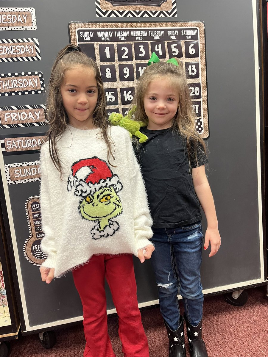 Grissom_MCS's tweet photo. The Astros are celebrating the 12 Days of Christmas. Today is Grinch Day! 💚💚all the festive wear. https://t.co/o61SapKxt0