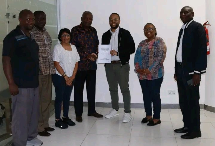 COWUK1's tweet photo. CBA signing, Communication Workers Union of Kenya and Fones Direct Ltd on 16th Dec, 2025 at the Company's Boardroom.

The Union team was led by Bro. Benson Okwaro the General Secretary, while the Management Team was led by Mr. Mwesu Sichale the Chief Finance Officer. https://t.co/HXYxs3GPaU