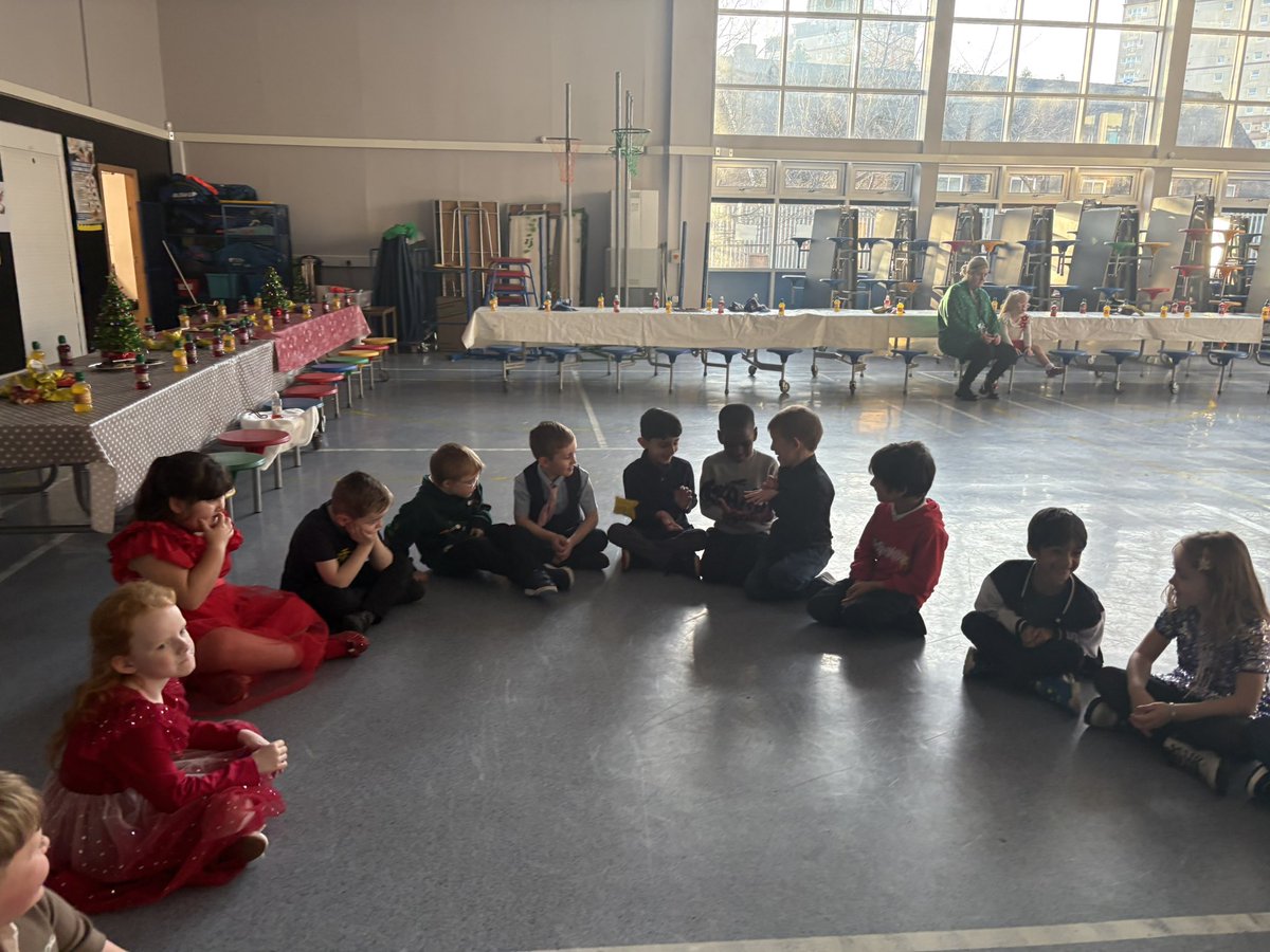 Mrs Meek tweet media