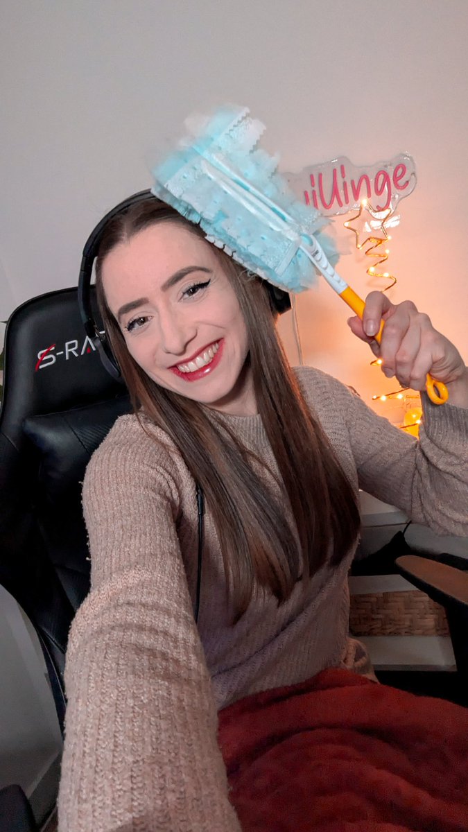 Heute wird ein cooler Stream! Wir putzen einfach in House Flipper 2!
Wie cool! 🥹✨

twitch.tv/happyzwillinge 💞