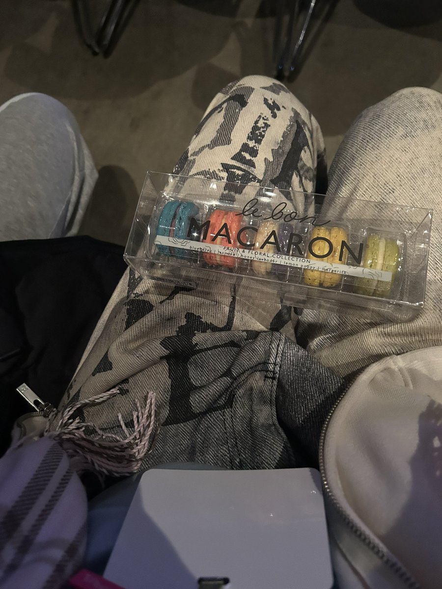 cinacals's tweet image. 