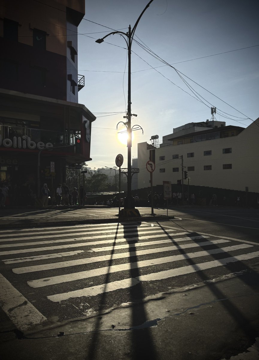 willemjin's tweet photo. 🚶‍♂️ https://t.co/27YuCo3SiT