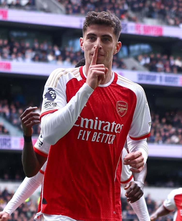 Vic200tor's tweet image. Title run in Havertz was something else🔥

The PL aint ready for his return🤫