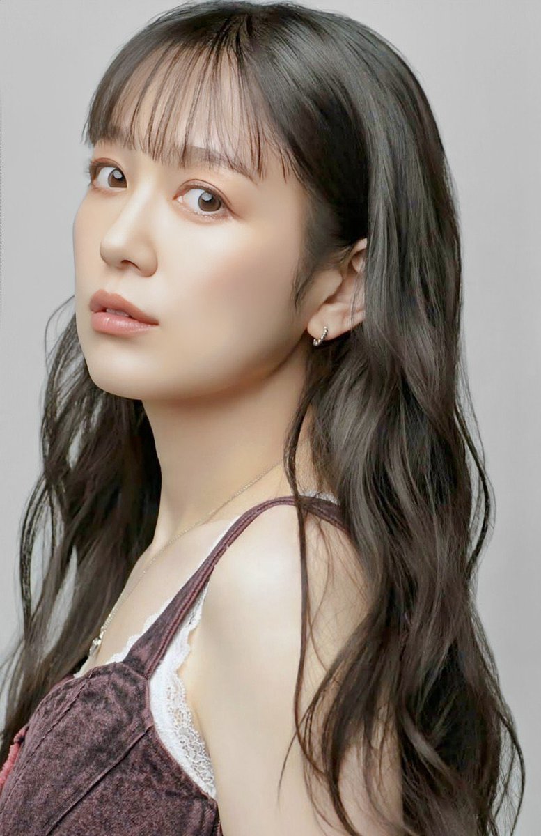 この辺の髪色目指して暗くしたのに明るくしたの？？🥺🙃🙃🙃