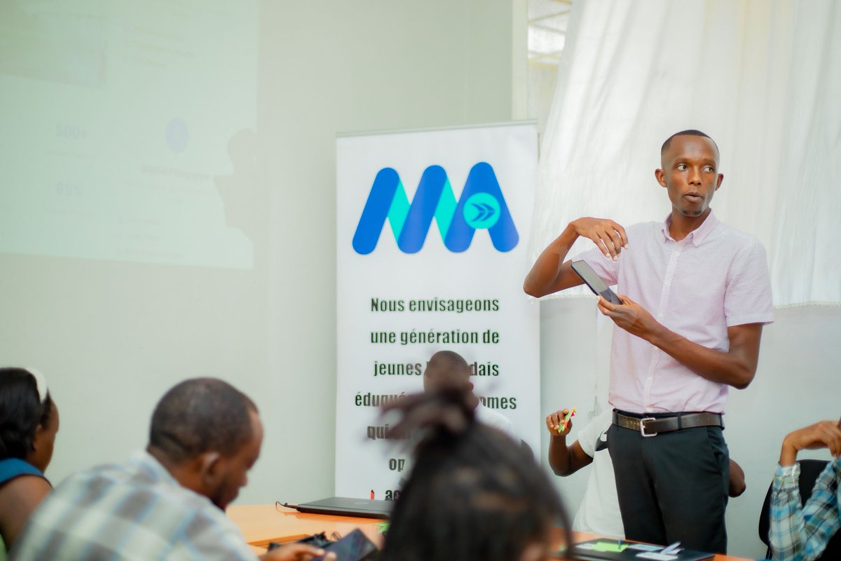 igiranezaDavid4's tweet photo. Grateful to have pitched Tutorpreneur Burundi as part of the Entrepreneurship Program – 5th Edition with Menya Accelerator. 🙌

From polished pitches to meaningful exchanges and honest reflections, I’ve grown  and I'm stepping confidently into the next chapter. https://t.co/0k5GIrXEbc