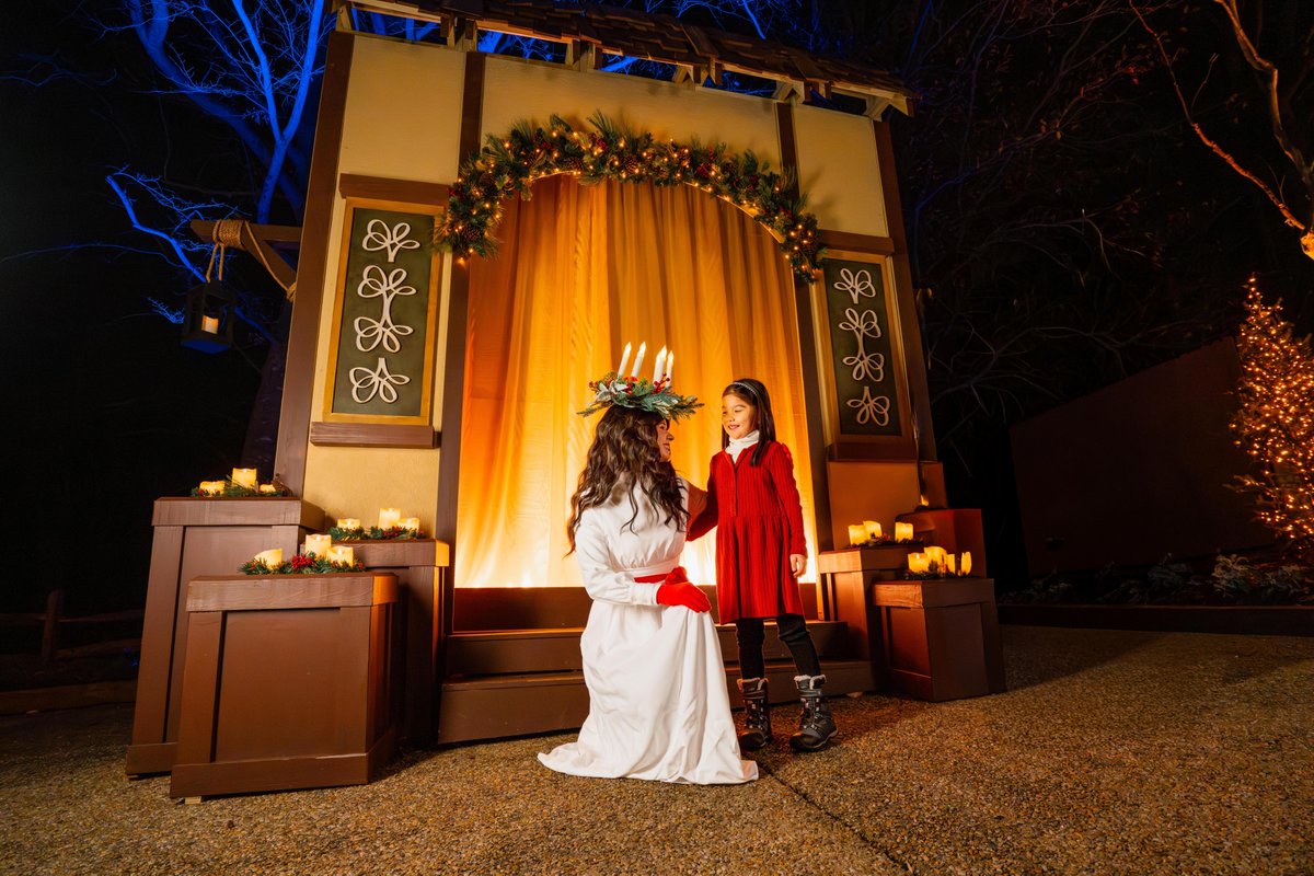 Have you had a chance to say hello yet? Meet St. Lucia, a new Christmas  Town tradition in Italy 🤍, image size:1200x800