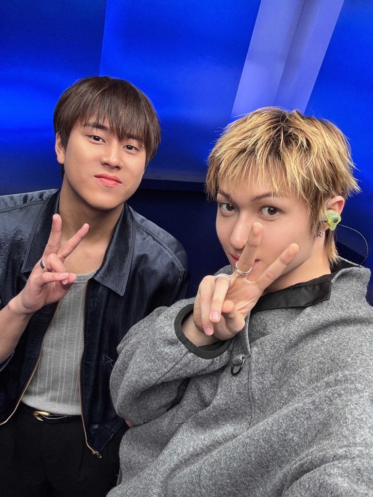 cortis_bighit's tweet image. #가져와_new_pic 📸 
251216 리무진서비스

#CORTIS #코르티스