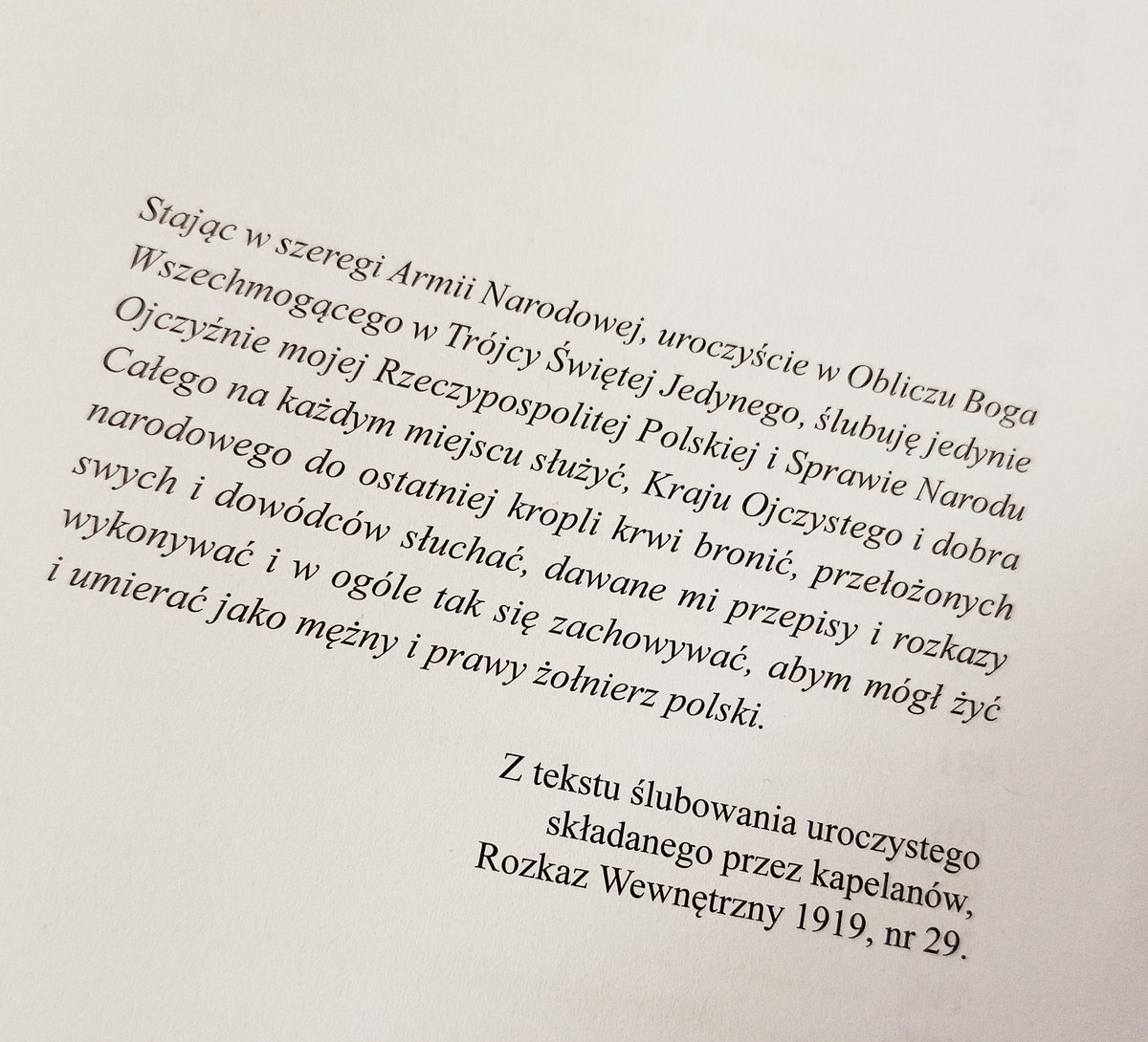 Wbrew lewackiej i komunistycznej propagandzie Kościół Katolicki w Polsce w XX wieku był ostoją polskości i wychowania patriotycznego. 🇵🇱

Za opiekę nad swoją owczarnią kapłani katoliccy płacili niejednokrotnie męczeńską śmiercią. 

Związek Żołnierzy #NarodoweSiłyZbrojne 🦎🐺 ✝️