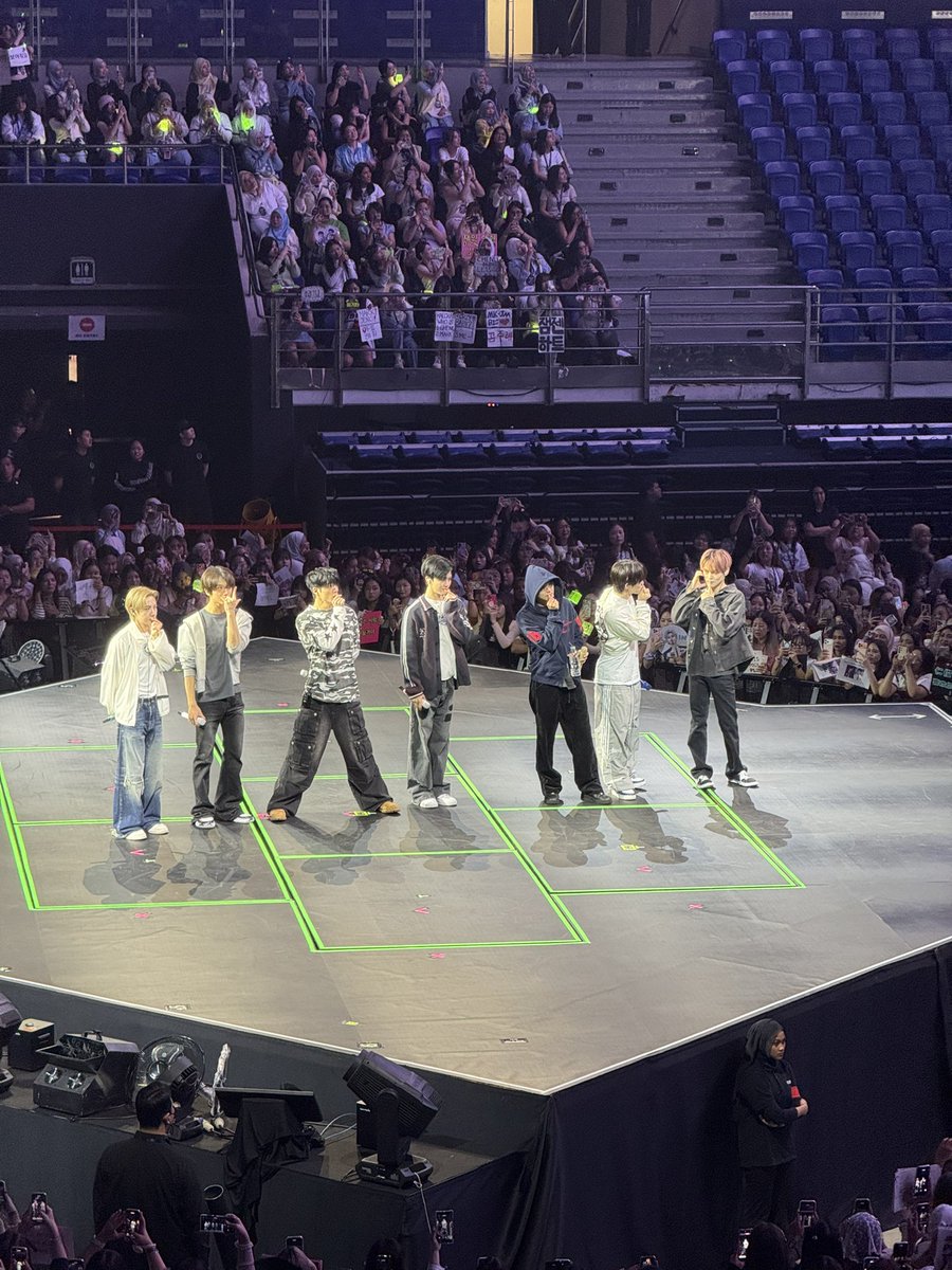 thankyou so much to <a href="/Reyura39/">Rey | ticketing service 🇮🇩🇲🇾🇸🇬</a> for the chance to buy vip for TDS4 in KL ! such an easy purchase &amp; no crazy fee like so many ticketing services!! tysm for your patience and helping me buy from you!! i hope to be able to use your service again soon!