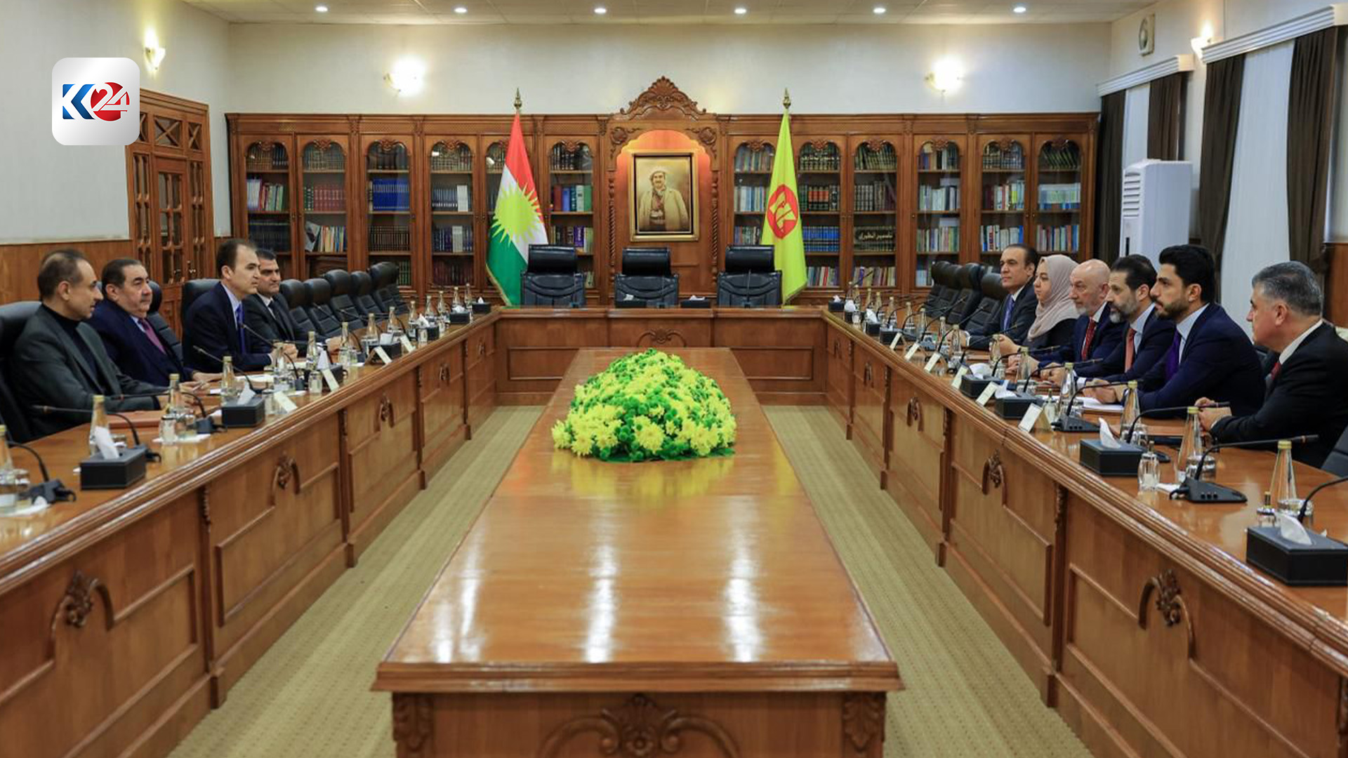 بالصور.. جانب من اجتماع الوفد التفاوضي للحزبين الكورديين الديمقراطي الكوردستاني والاتحاد الوطني في مقر المكتب السياسي للديمقراطي في بيرمام -أربيل 