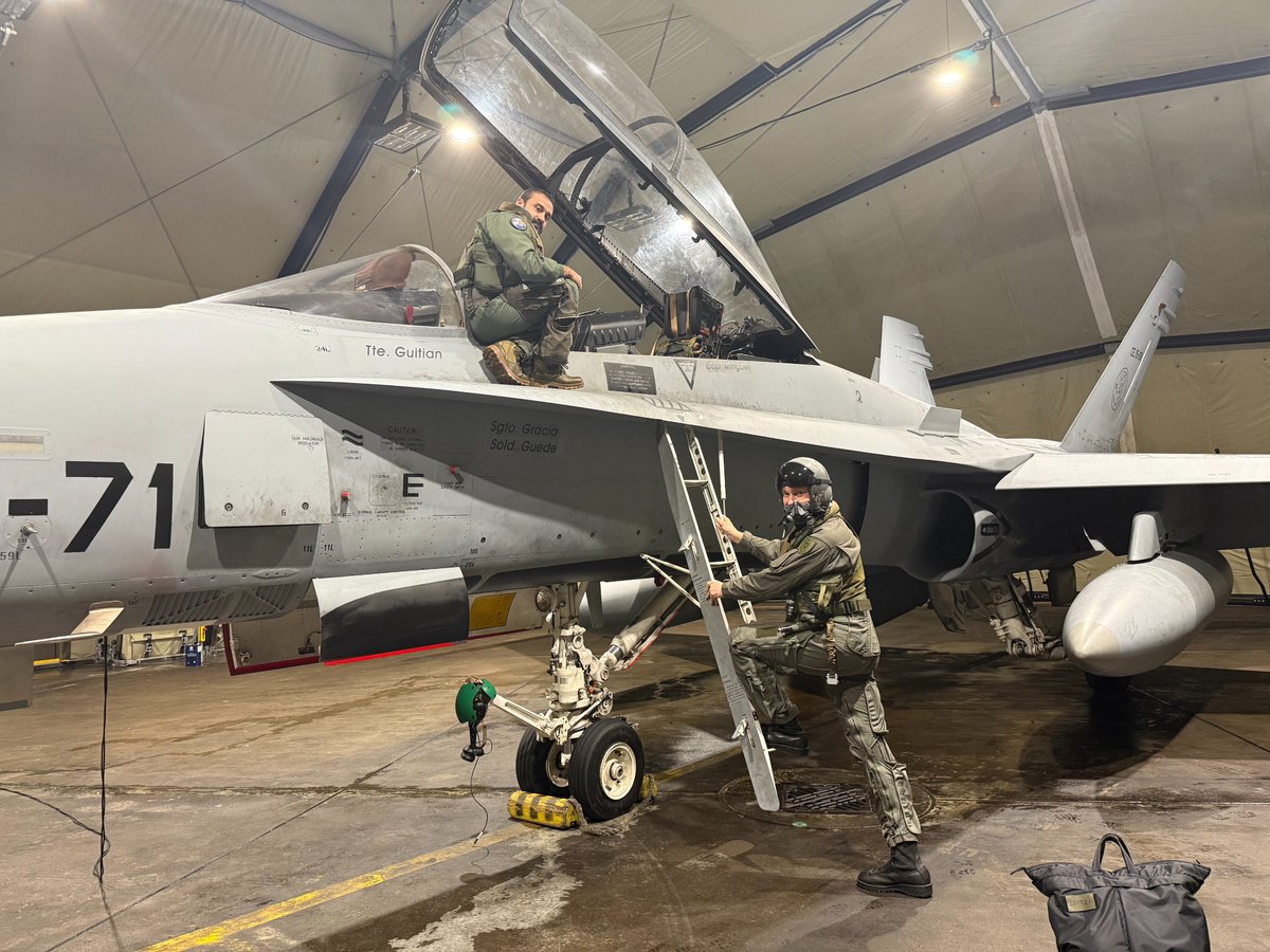 EMADmde's tweet image. El Destacamento Aéreo Táctico ‘Vilkas’, #DATVilkas, participa en varias misiones A-Scramble durante la última semana.
El Baltic Air Policing (BAP) 70, liderado por España y recién desplegado en Siauliai, Lituania, contribuye activamente a la protección del espacio aéreo del…