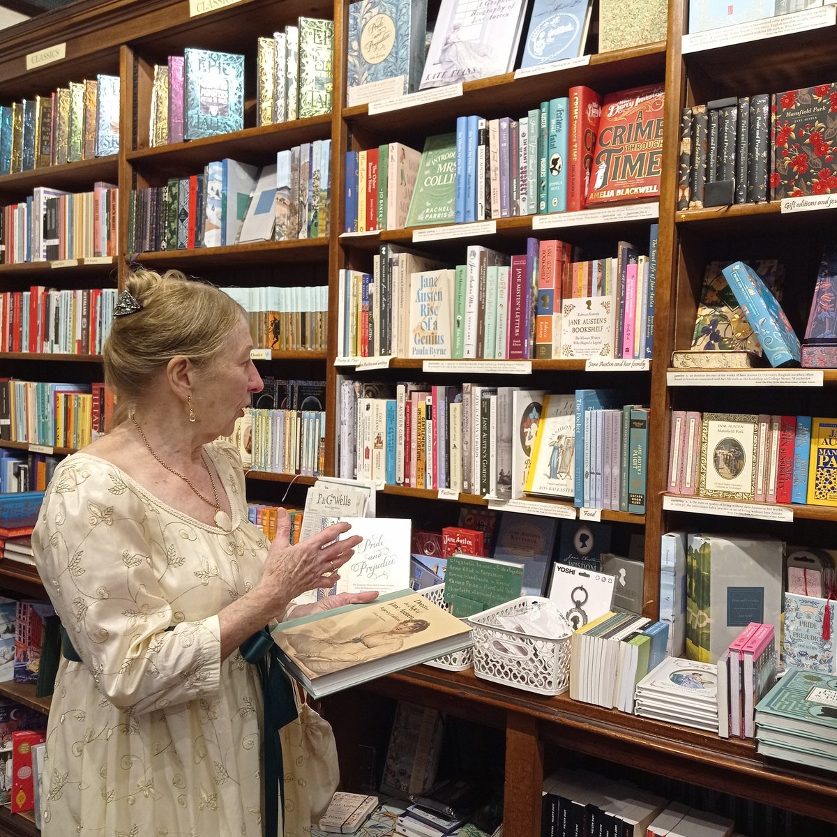 P & G Wells tweet media