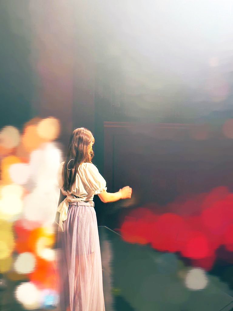 bloodlinesaaya's tweet photo. MILAD1主演のSORAくんとのデュオ。
袖からステージへ向かうまで足が震えていました
そして、お二人の歌声を聴いてたら一気に #MILAD2 の袖中の記憶に蘇って込み上げそうで必死に堪えた。想いを踊りに込めた。

とても
とても夢のような時間でした… https://t.co/4szJALWExF