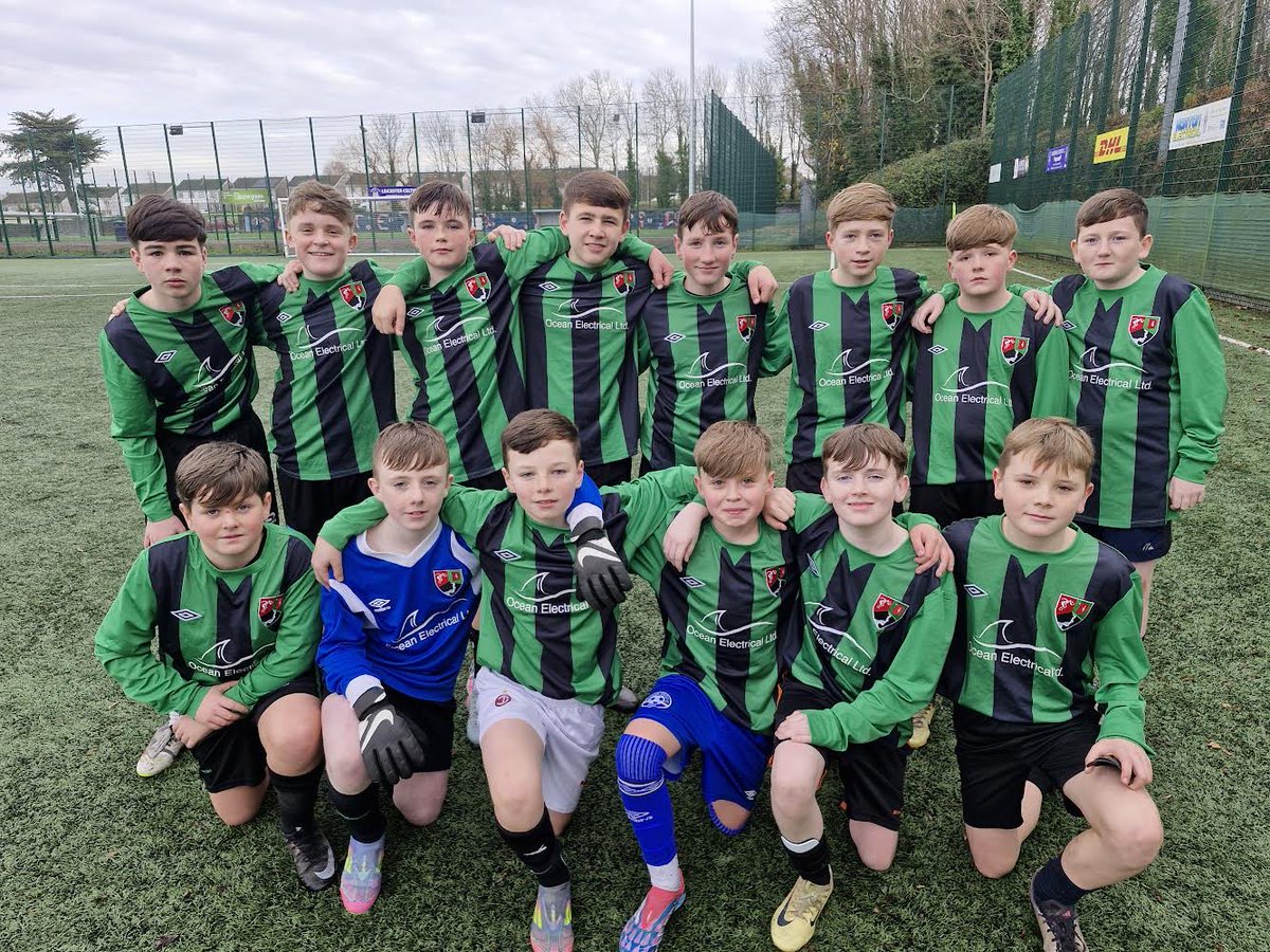 Coláiste de hÍde tweet media