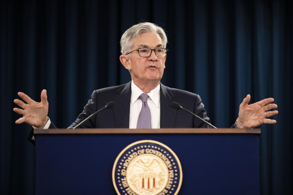 CryptoNobler's tweet photo. 🚨 BREAKING

FED TO RELEASE AN EMERGENCY ECONOMIC REPORT TODAY AT 8:30 AM ET.

EXPECT HIGH MARKET VOLATILITY! https://t.co/1RNsbmZg5p