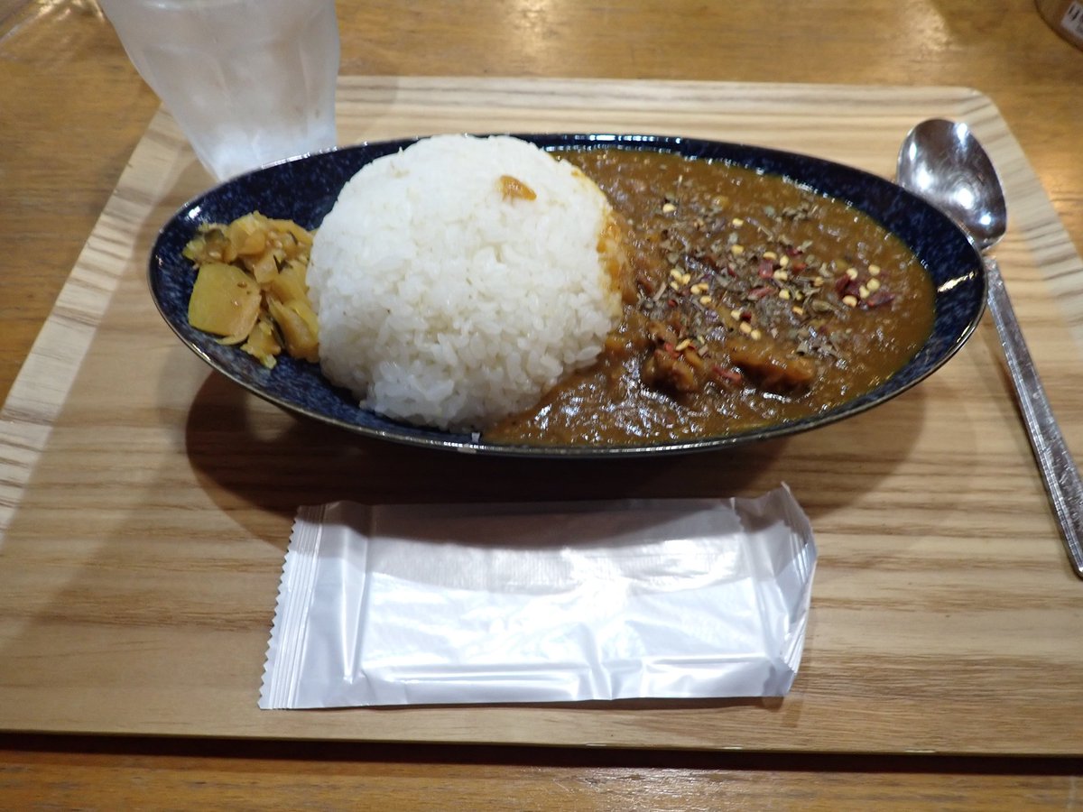 my_wtnbe's tweet photo. #飯テロ企画
上げてなかったヤツ！
2025.9.20 新潟・加茂 #LJstudio にて！
LJ̌カレー
ジントニック
企画ライブ終わりに、まかない的な✌
ルネッサン～ス♪
#外食部 
#細マッチョ限定解除 https://t.co/GY9TU174nT