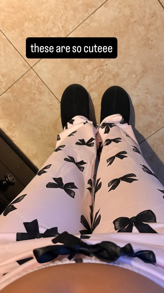 Sour Kitty tweet media