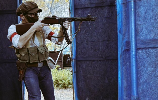 Fc7Ty's tweet photo. #サバゲー
#ppsh
#ぺぺシャー
#リーエンフィールド
なんとなくで組んだ装備やけど、良い感じにレジスタンスみたいな雰囲気で良きでした。
装備は東側から奪ったもんも使ってーみたいな感じ。笑 https://t.co/ecCEzp1DWc