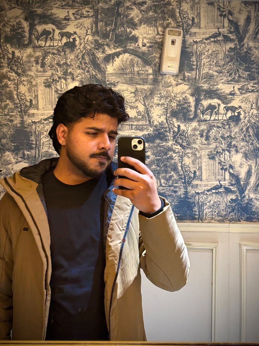 Straight 💀but so gay 💅🌈 tweet media