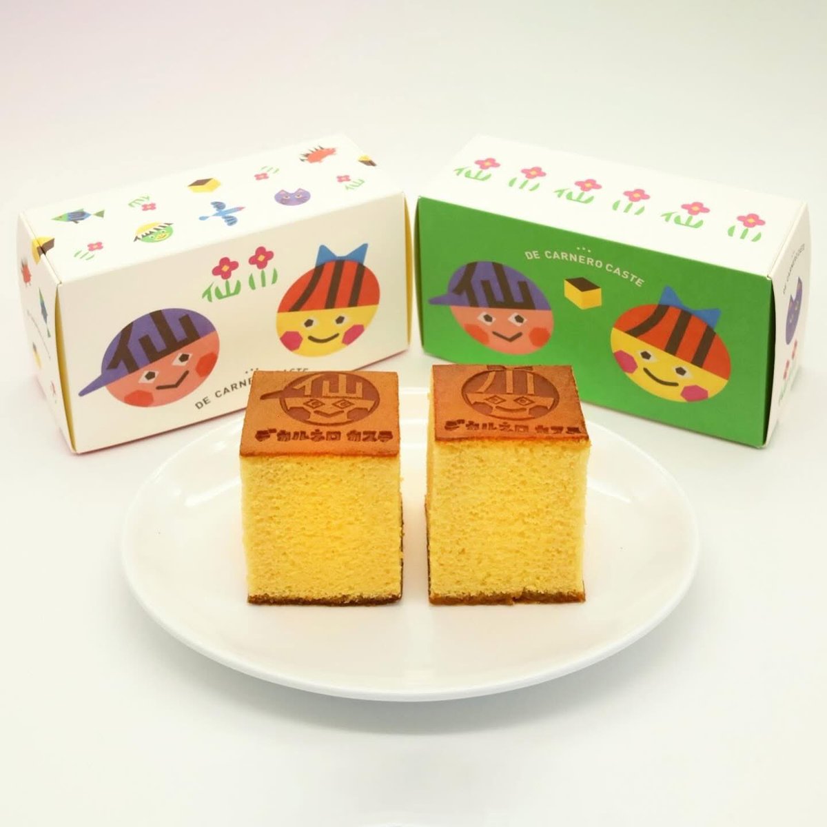 tuperatupera's tweet photo. 東京 仙川にオープンした、デカルネロカステ仙川店のパッケージを担当しました。様々なモチーフに仙と川という漢字を隠しています。仙川らしい特別なお土産して、末長くみなさんに楽しんで頂きたいです。
また仙川店では、tupera tuperaの絵本のキャラクターカステラも販売。みなさん仙川にぜひぜひ！ https://t.co/GeOLLpZjhu