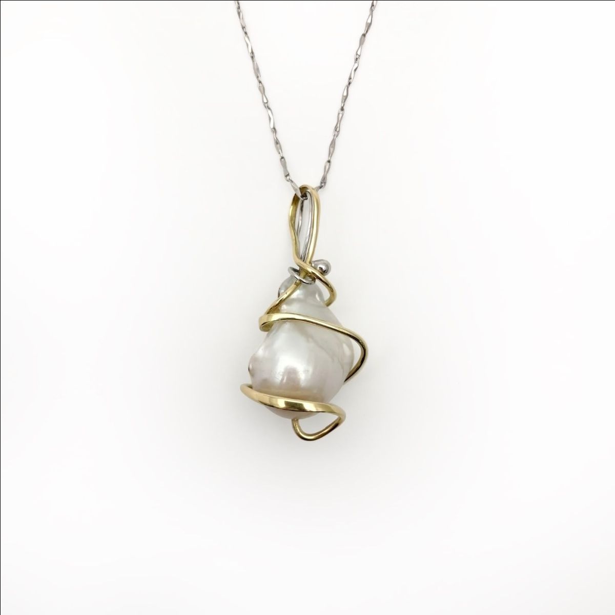 CSJewellery's tweet photo. Your Advent Calendar #16 - https://t.co/4ttDqYQGUv https://t.co/m6DTbDyelg