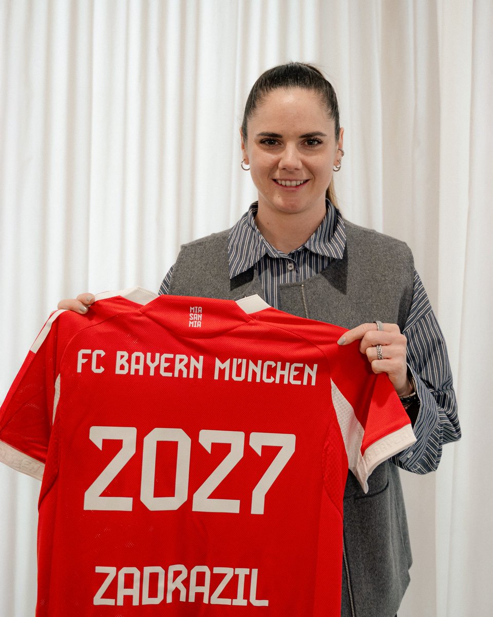 FC Bayern Frauen tweet media