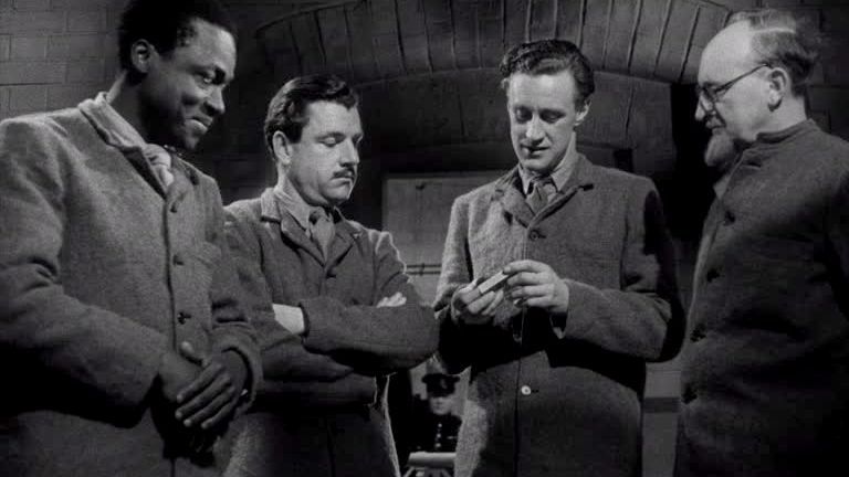 TalkingPicsTV's tweet photo. All star prison drama directed by #GordonParry
π½οΈ NOW BARABBAS WAS A ROBBER (1949) 12:05pm #TPTVsubtitles starring #RichardGreene #CedricHardwicke #KathleenHarrison #StephenMurray #KennethMore #RonaldHoward #WilliamHartnell #DoraBryan #RichardBurton #BeatriceCampbell https://t.co/8tPvS33BUm