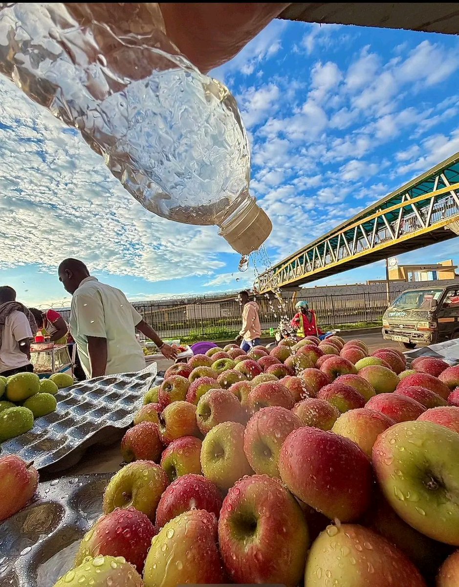 NasaasiraSimon's tweet image. Good afternoon family 👪 
Blessed day ahead