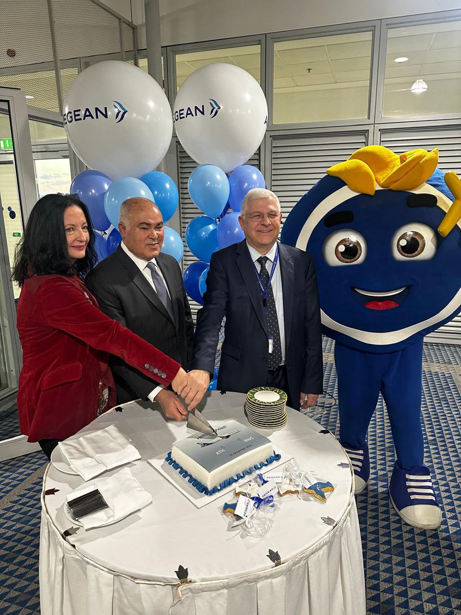 Iraqi embassy in Athens&amp;its staff 🇮🇶are honored to be part of today's inaugural ceremony of 1st  #Aegean direct flight Athens-Baghdad,a testament of hard efforts along with Iraq’s aviation turning into successful results.This strengthen the bonds of trade&amp;tourism &amp; #Diplomacy