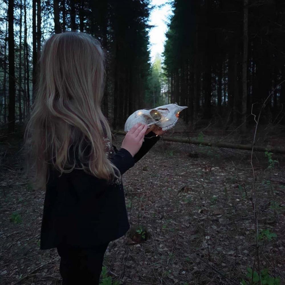 progperest's tweet image. #ProgperestHaberler
📆 December.31.2025
👥 NEWSPAPERFLYHUNTING   🇵🇱
💽 Post-Math Rock/Post-Prog Space-Gaze/Stoner   
💿 Timeless
🎶 A Moment
Anathema Sigur Rós Alcest bandında müzik yapan grubun 5 LP' lik diskografisi  2018 Time Lost ile öne çıkmakta
youtube.com/watch?v=T_o3U1…