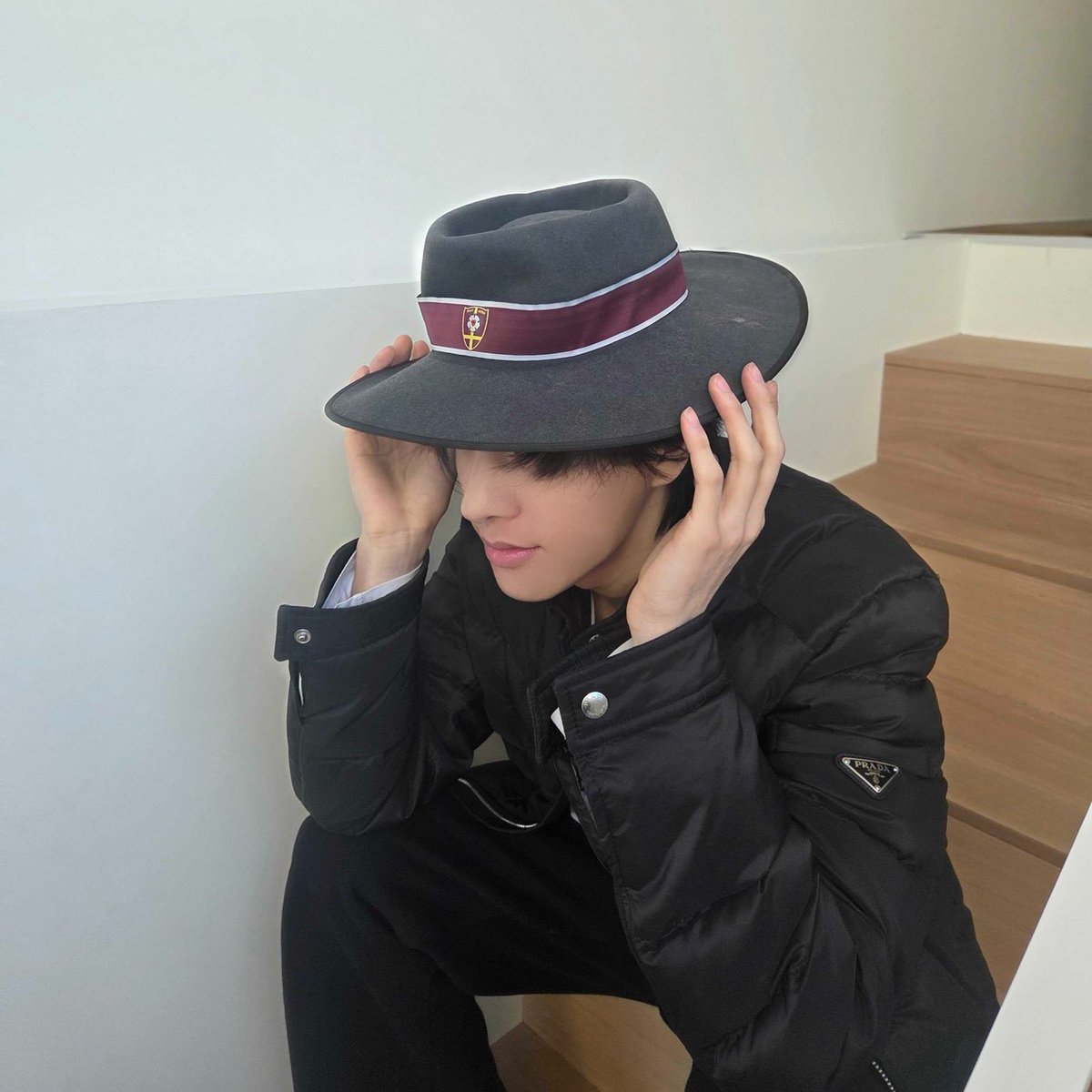 nongjakekub's tweet image. ฮรึกกก โฮรรรรรรรรร ㅠㅠㅠㅠㅠㅠㅠㅠㅠㅠㅠㅠㅠㅠㅠ หมวกสมัยเรียนที่ออส ㅠㅠㅠㅠㅠㅠㅠㅠㅠㅠㅠㅠ จั้นเอนดุการเขียนชื่อตุวเองไว้ในหมวกงะ หมวกนี้ของดชเจคชิมน้าา 😭🤲🏻