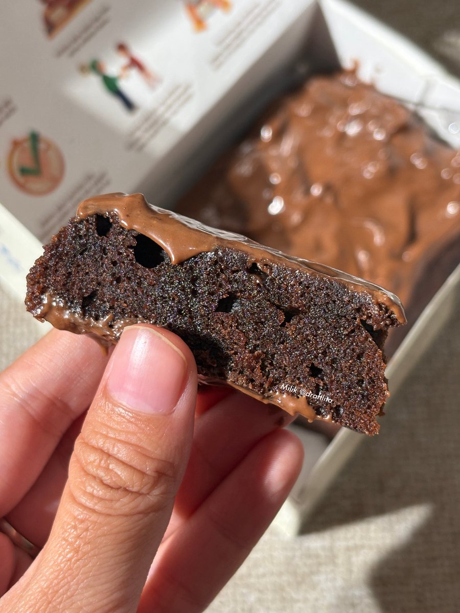 draftlita's tweet image. With confidence, I choose Mbun Brownies☝️