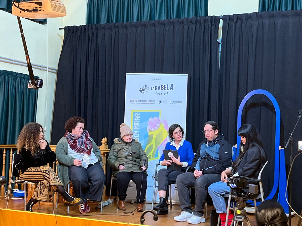 🗣️ Ares abre un espazo para escoitar, compartir e entender mellor as migracións contemporáneas na charla-coloquio de ‘Cruza sen Mirar’

🔹 A Alianza Aresana acolleu o talk-show desta proposta impulsada por Tarabela Creativa co patrocinio do Concello.