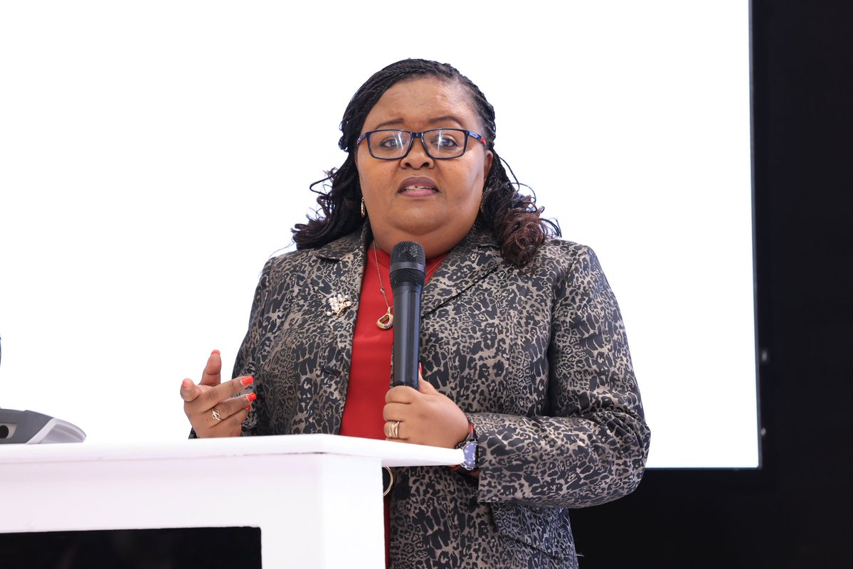 IECUganda's tweet image. “Through the NSD drives held at the IEC, we partnered with @URAuganda, @nssfug, and other agencies to support SMEs. These monthly engagements were critical in ensuring many SMEs are now fully compliant and better positioned to grow their businesses."

Project Manager 

#IEC…