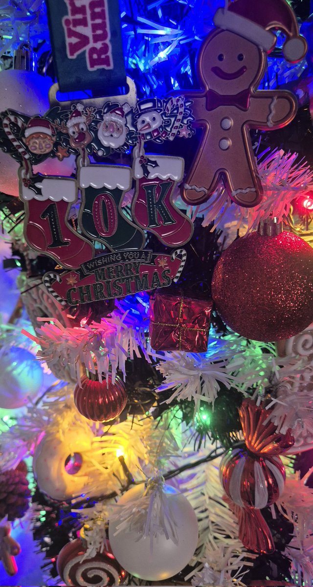 JayTheJinxed's tweet photo. Merry Christmas and a Happy New 10k PB. https://t.co/WAfFq6UuN9