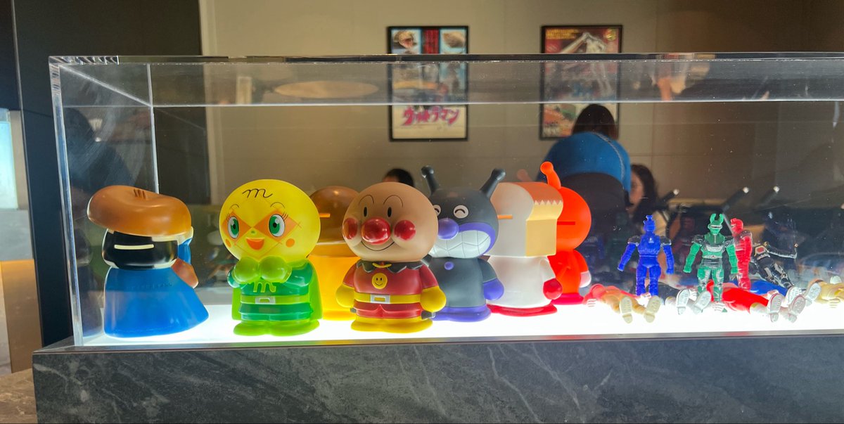 WagashiAnn's tweet photo. 成田空港ラウンジに行ってきた🫶

ジブリの作品やレトロなゲーム、キャラクターのおもちゃが飾ってあって素敵だった🥳

Narita airport lounge KoCoo🩷

#KoCoo #セブ島旅行 https://t.co/v5tA9Byc17