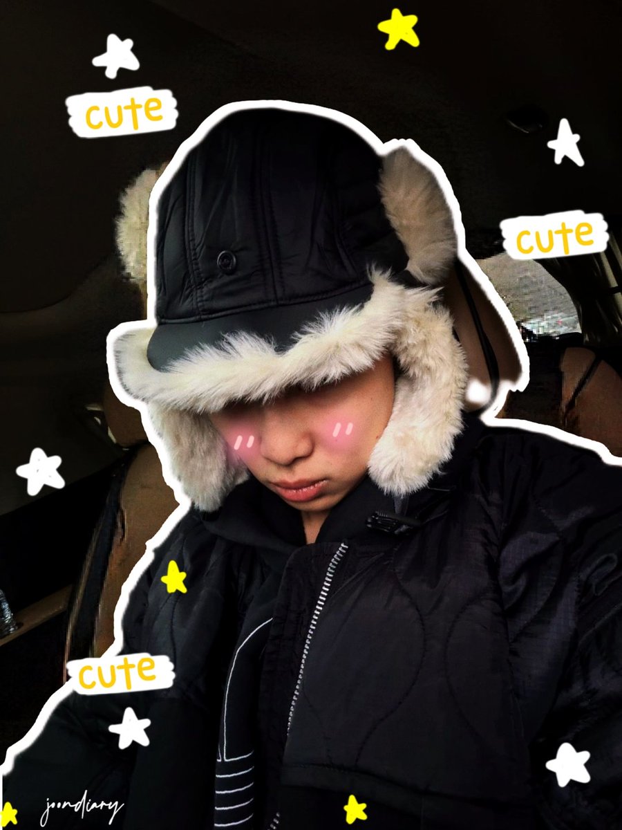 Nousseiba09's tweet image. His little cheekies