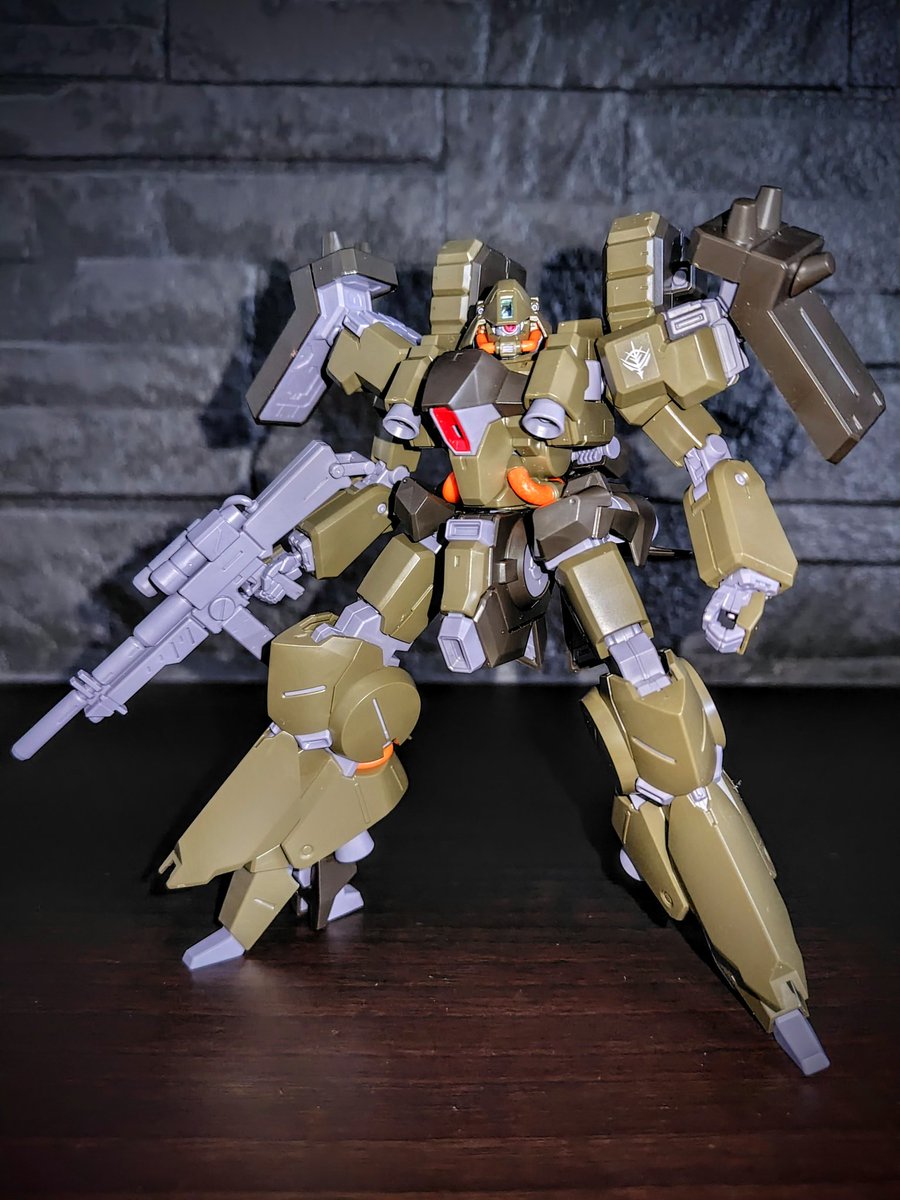 HG リーベン・ヴォルフ 完成。ドーベン・ウルフの発展量産機との事