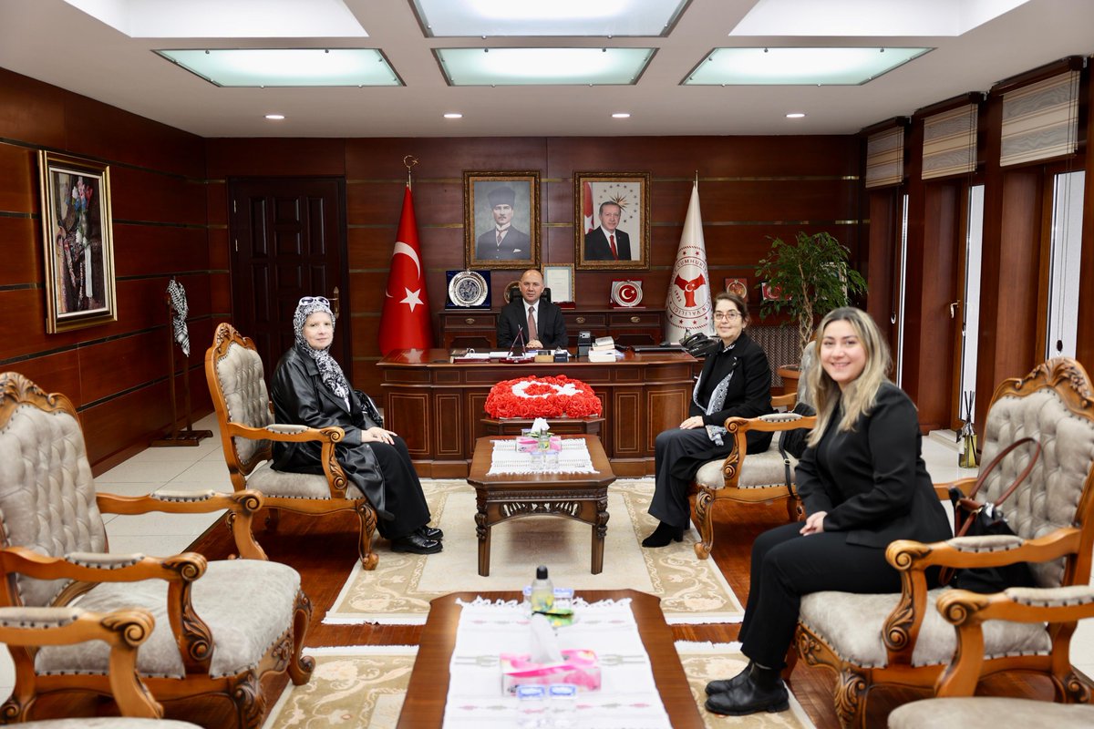 UCİM Saadet Öğretmen Çocuk İstismarı ile Mücadele Derneği İl Temsilcisi Sevil Özdemir ve heyetine nazik ziyaretleri için teşekkür ediyorum.