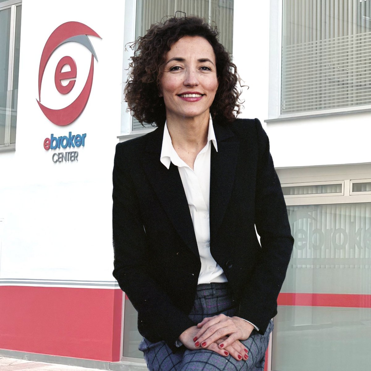 ebrokerES's tweet photo. 👩‍💼💻 Avanzamos en nuestra visión estratégica digital de futuro

Damos la bienvenida a Ana Sánchez Galán, que se incorpora a @ebrokerES como directora de Estrategia Digital y Transformación (CDSO)

Bienvenida a tu casa 🏠 Ana. Bienvenida al #ebrokerTeam

🔗 https://t.co/LHylaHvo0B https://t.co/czQkMoyTWn