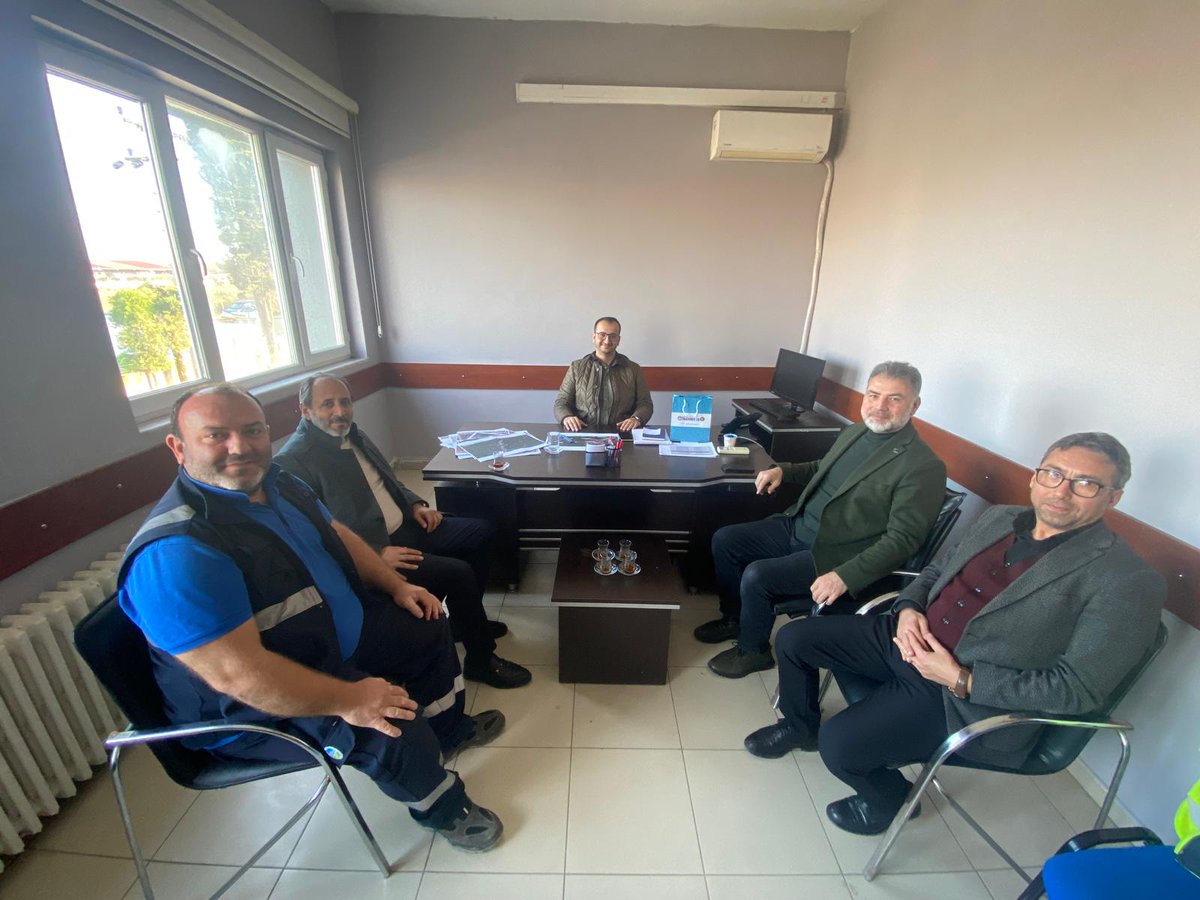 Şube Başkanımız Mehmet Mesut Gökdemir, Başkan Yardımcılarımız ve iş yeri sendika temsilcilerimiz ile birlikte; SASKİ Tesisler Daire Başkanı Sn.Mehmet Akarsu, İlçe İşletmeler Daire Başkanı Sn. Ali Osman Gürsoy’u ve İçme Suyu Şube Müdürü Sn. Mehmet Ali Aygün'ü ziyaret ederek